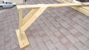 Megatree wooden base leg for roof mounting